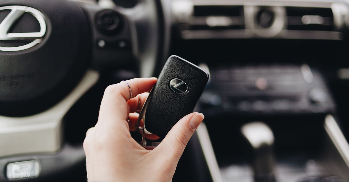 Acura car key fob — Woodbridge Locksmith