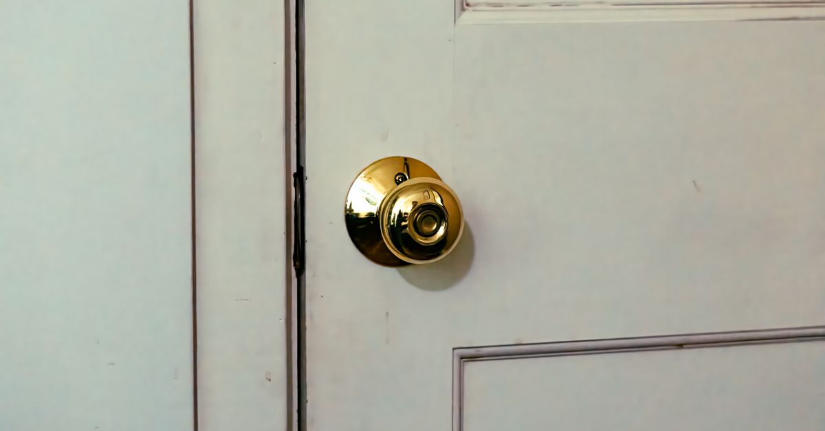 door security hardware — Woodbridge Locksmith